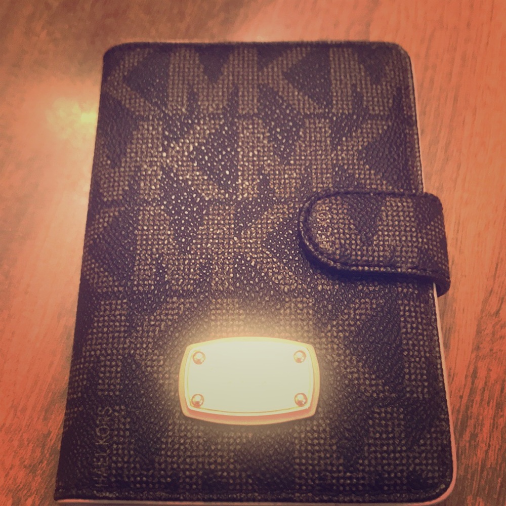 Michael Kors cardholder/Wallet